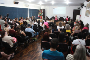 Palestra da Procuradoria da Criança e do Adolescente na EBM Machado de Assis - 02-02-2026 